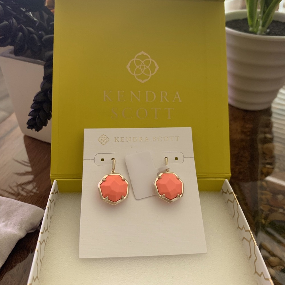 Kendra Scott Drop Earrings